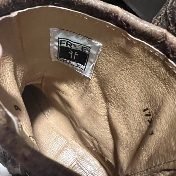 Frye boots. Size 9 - Picture 5 of 6